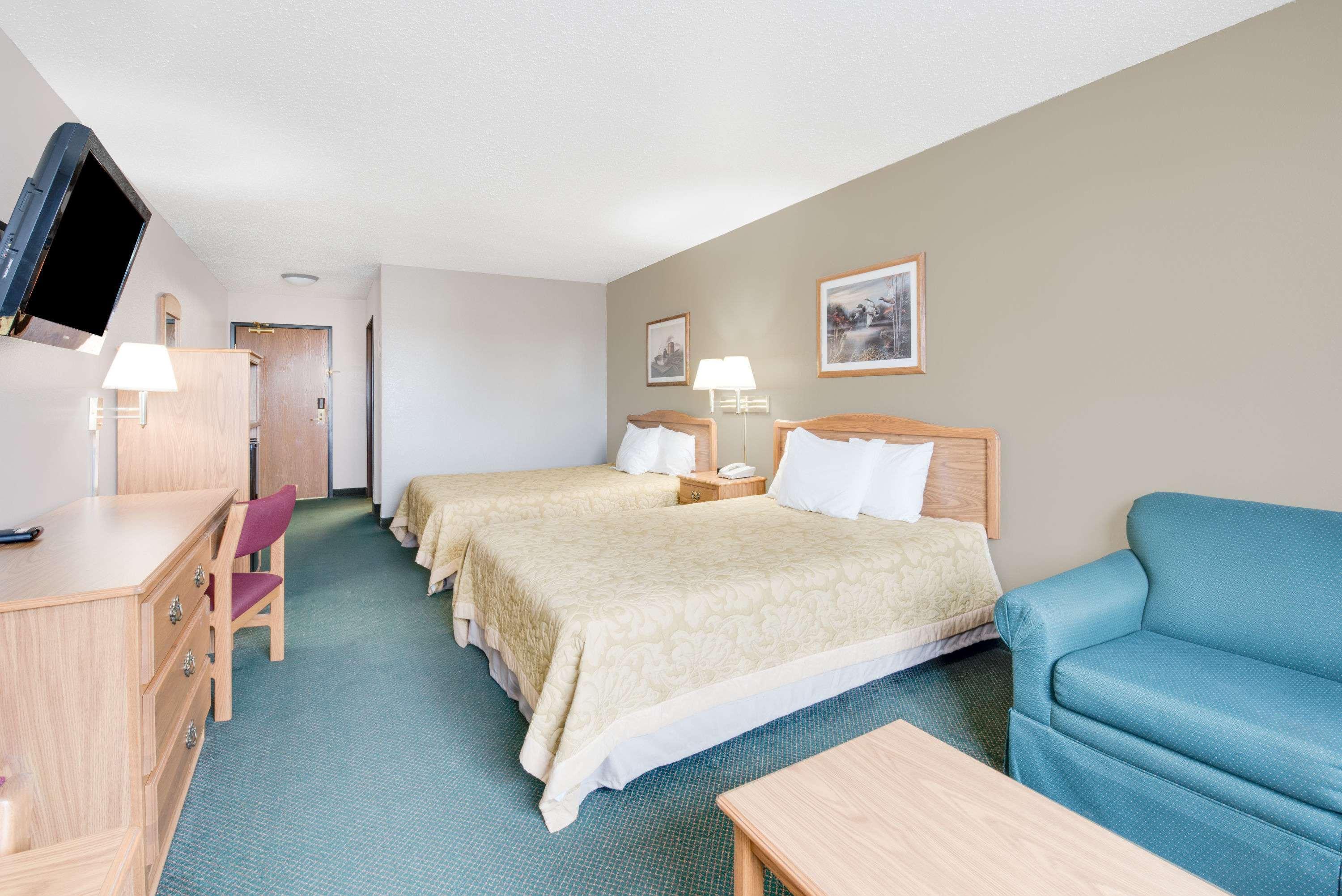 ซูเปอร์ 8 บาย วินด์แฮม ซิสตัน Motel Sisseton ภายนอก รูปภาพ