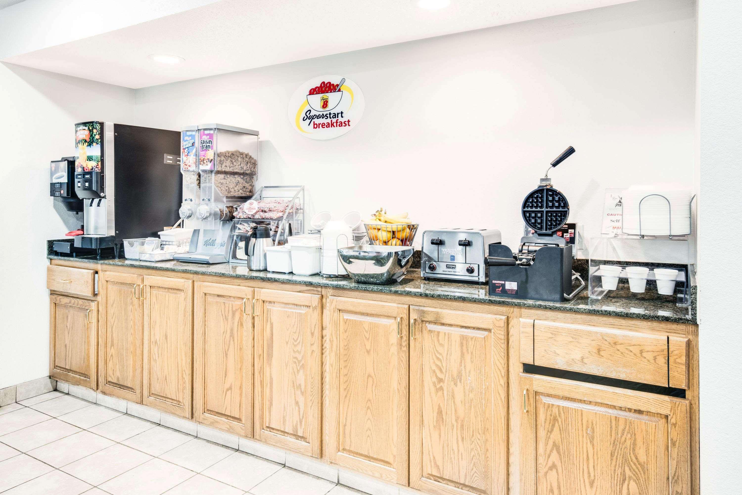 ซูเปอร์ 8 บาย วินด์แฮม ซิสตัน Motel Sisseton ภายนอก รูปภาพ